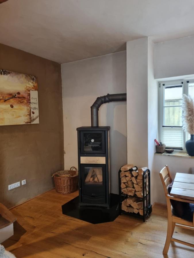 Schoene Ferienwohnung Mit Kamin Neustadt an der Weinstraße Eksteriør billede